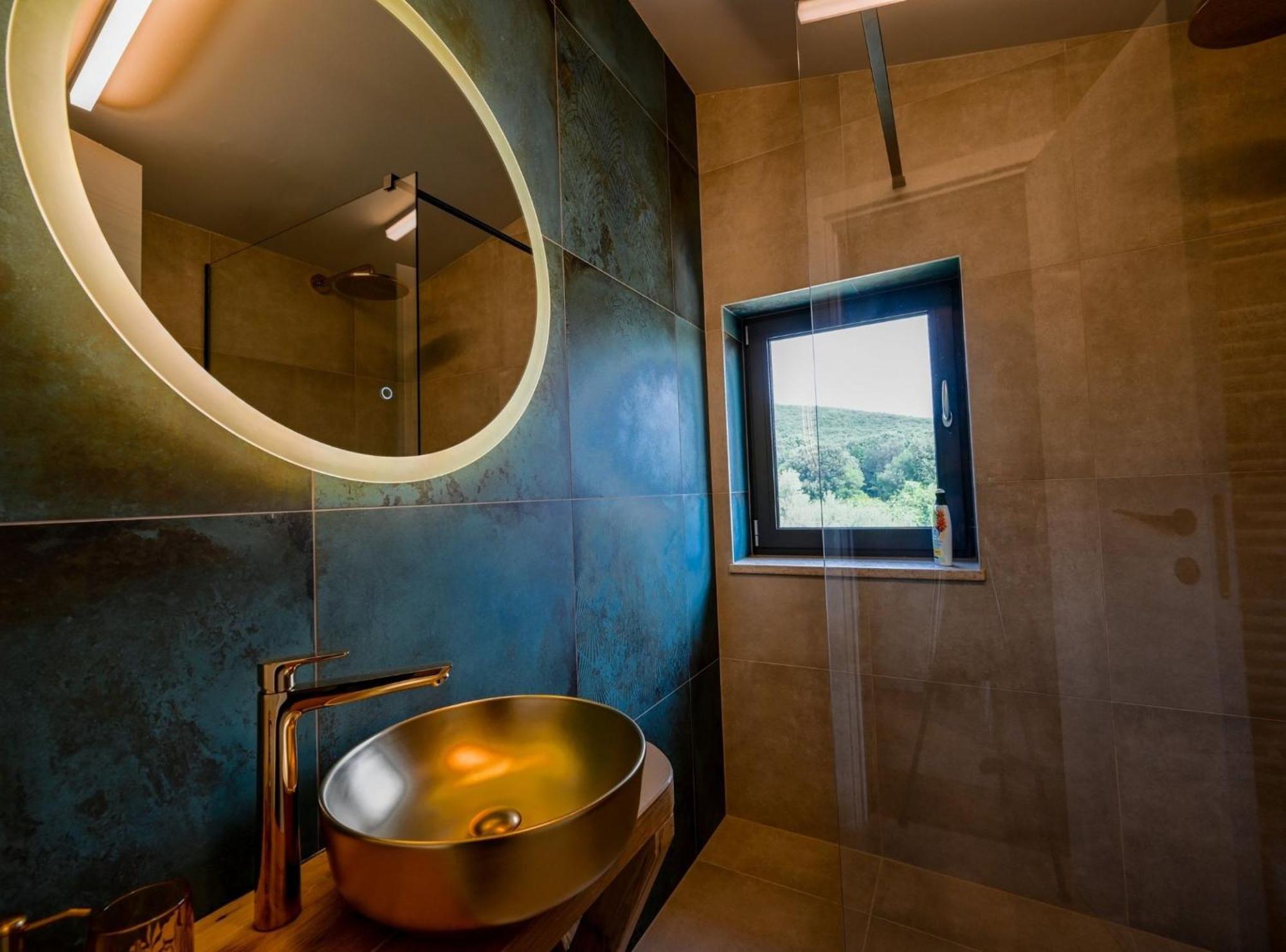 Vila Radiant And Secluded With Pool *